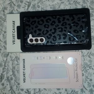 Velvet caviar privacy screen protector and phone case for Samsung S23+ new.